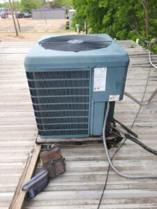 Walkin drink cooler not cooling but turned into an oven. This happens alot when the customer uses a residential condenser on a commercial application.