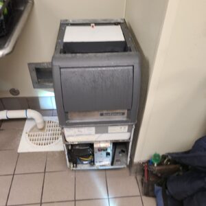 This little cutie ice machine at Primrose School of Waco was un need of the one thing most little ones hate. A BATH. Cleaned.